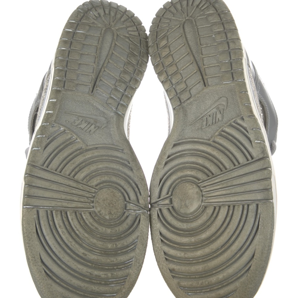 Nike - Picture 5 of 7